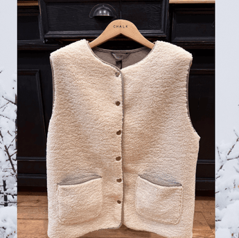 Chalk UK Abby Women's Gilet in Polar Cream, lightweight clothing with quilted design and front zipper, perfect for layering.