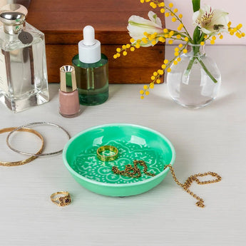 Green enamel trinket dish by Rex B2B with a smooth, glossy finish and rounded edges, perfect for jewelry or small accessories.