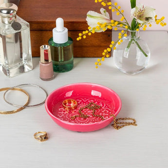 Vibrant pink enamel trinket dish with a glossy finish, perfect for jewelry or small accessories, by Rex B2B.