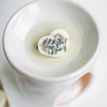 Freckleface Classic White Wax Burner with sleek ceramic design, perfect for melting scented wax melts or essential oils.