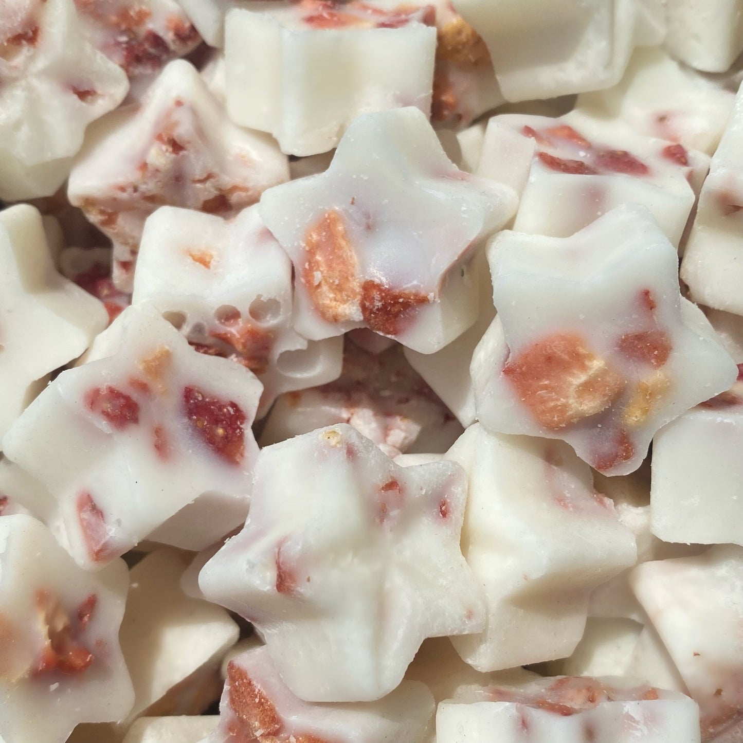 Freckleface Strawberries and Cream Soya Wax Melts - Bumble Living