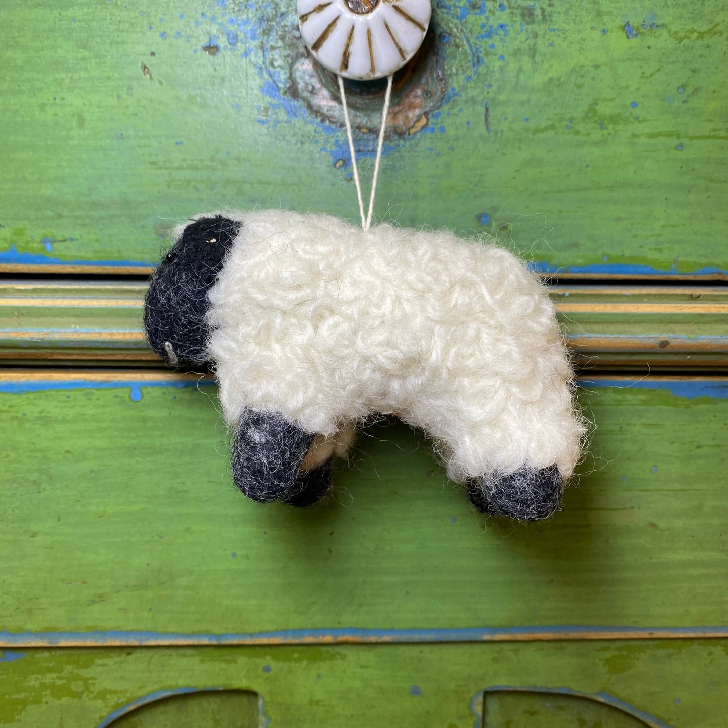 Suffolk Sheep Felt Decoration - Bumble Living